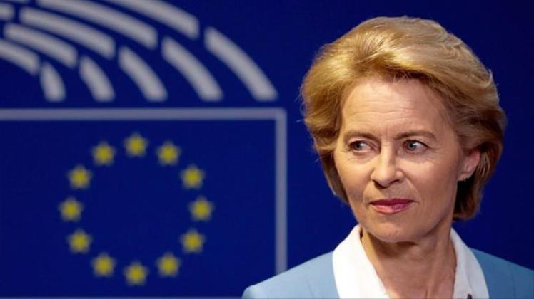 Ursula von der Leyen stößt mit zwei ihrer Kommissions-Kandidaten auf Widerstand im EU-Parlament. 