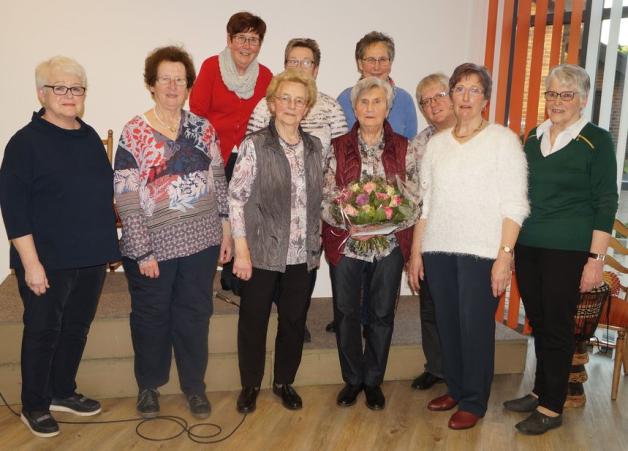 Mit ihrem Team machte Martina Bolke den Treffpunkt mit abwechslungsreicher Unterhaltung beliebt bei zahlreichen Senioren in Hagen. Foto: Manfred Heinsch