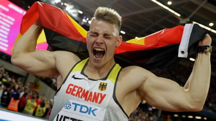 Der aktuelle Speerwurf-Weltmeister Johannes Vetter kommt aus Deutschland und hat auch schon mit dem Speerwurfteam des 1. LAV Rostock trainiert. Foto: Matthias Schrader Der aktuelle Speerwurf-Weltmeister Johannes Vetter kommt aus Deutschland und hat auch schon mit dem Speerwurfteam des 1. LAV Rostock trainiert. Foto: Matthias Schrader