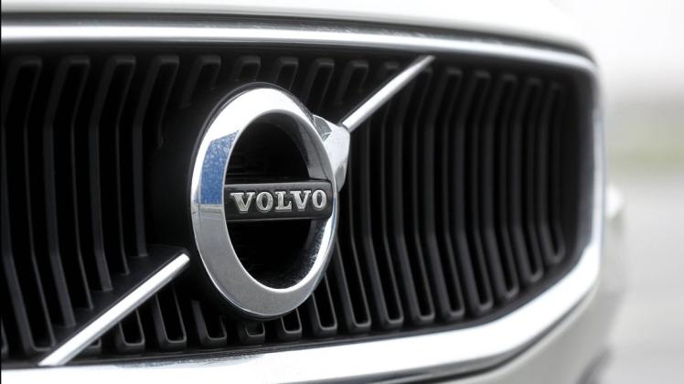 Volvo tritt auf die Bremse und drosselt künftig seine neuen Autos. Foto: imago/Pixsell