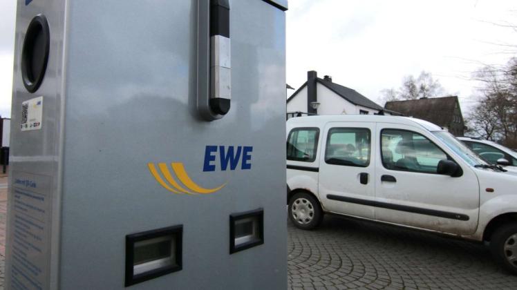 Noch ausbaufähig: Das Netz der Stromtankstellen, aber auch die Zahl der Elektrofahrzeuge. Foto: Bettina Dogs-Prößler Noch ausbaufähig: Das Netz der Stromtankstellen, aber auch die Zahl der Elektrofahrzeuge. Foto: Bettina Dogs-Prößler