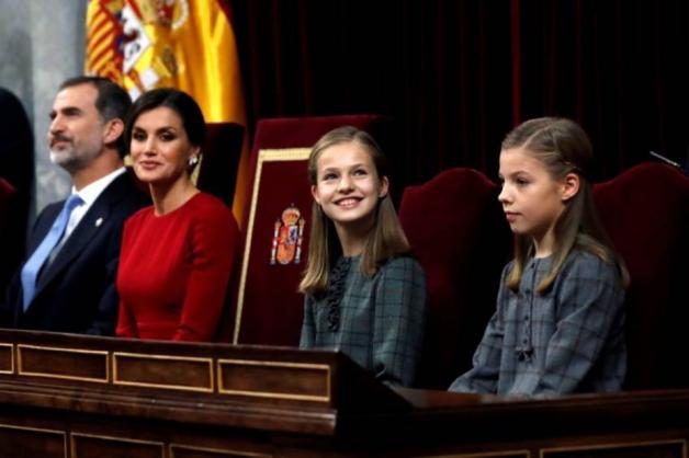 Spaniens König Felipe VI (von links), Königin Letizia, Kronprinzessin Leonor und Prinzessin Sofia im vergangenen Dezember. Foto: imago images/Agencia EFE/KIKO HUESCA