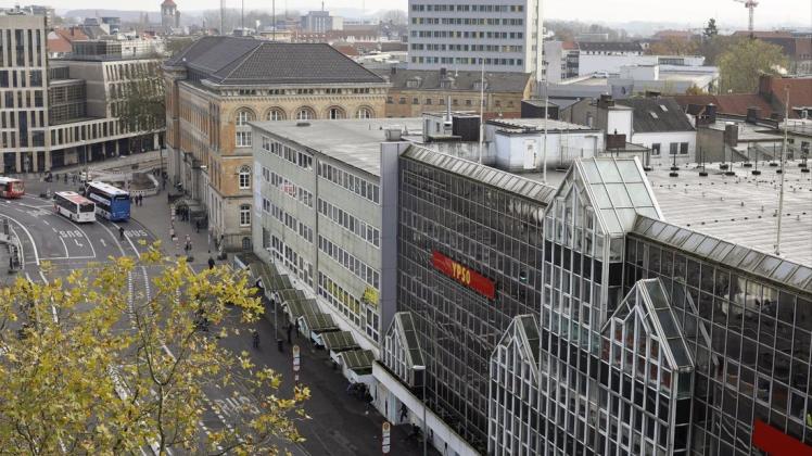 Eine Brache mitten in der Stadt: Wer glaubt eigentlich noch daran, dass das Center am Neumarkt gebaut wird? Foto: Gert Westdörp