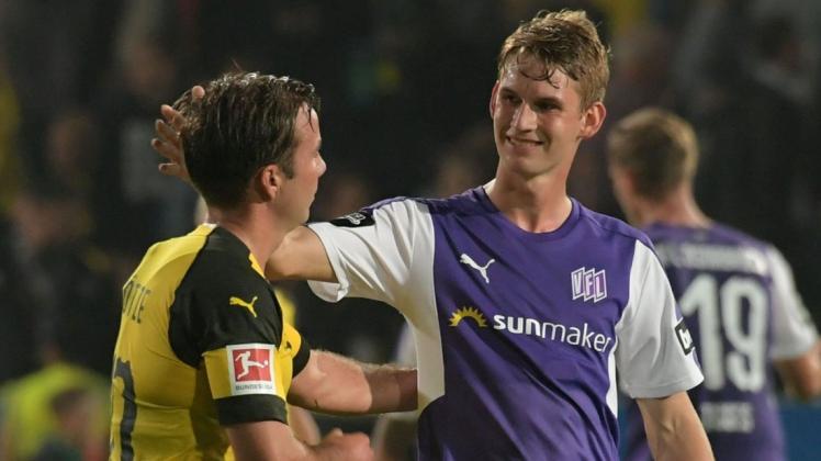 Auf dem Weg in den Profifußball: In seinem ersten Jahr in der 3. Liga bestritt Tim Möller 20 Einsätze - unter anderem gegen den Bundesligisten Borussia Dortmund mit Weltmeister Mario Götze. Foto: Helmut Kemme
