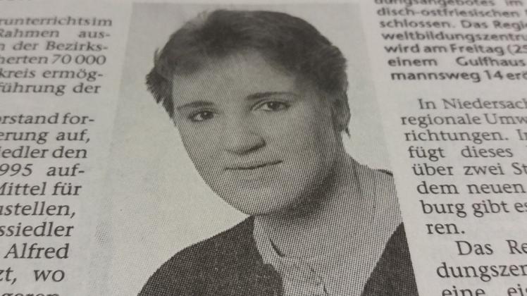 Vor knapp 24 Jahren wurde Elke Sandker ermordet. Mit diesem damals auch in unserer Zeitung veröffentlichten Foto der Sögelerin startete die Polizei Zeugenaufrufe. 