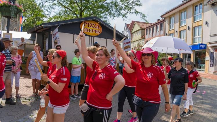 Das Stadtjubiläum endete mit einem großen Umzug. Foto: André Havergo