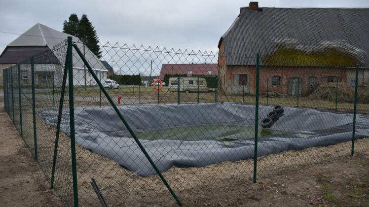 In Bendhof ist der Löschteich bereits in Fertigstellung.