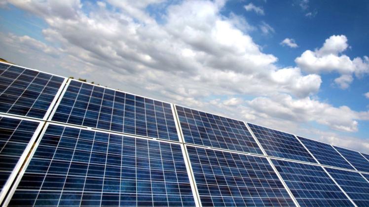 Die Dabeler beschäftigen sich derzeit der Idee eines Solarparks auf ihrem Gemeindegebiet. Die Photovoltaikanlagen könnten ihr auf einer Fläche von rund 100 Hektar errichtet werden.