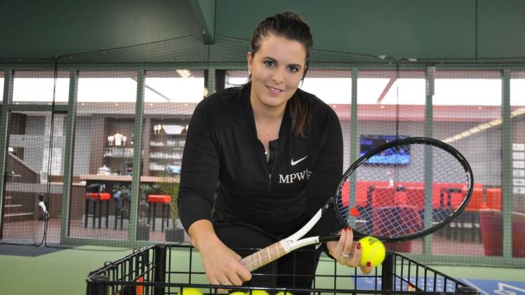 Seit sie sieben Jahre alt war, spielt Linn Timmermann leidenschaftlich Tennis. Nun hat sie ihr Hobby mit ihrer Familie zum Beruf gemacht.