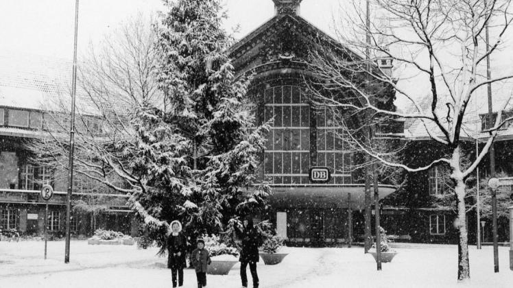 Der Hauptbahnhof im Schnee war in den 1960ern kein so seltener Anblick wie heutzutage. Foto: Archiv Rolf Fricke/Walter Fricke