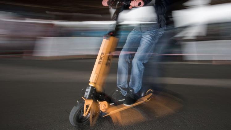 Die Bremer Polizei hat am Wochenende E-Scooter-Fahrer kontrolliert. Symbolfoto: dpa