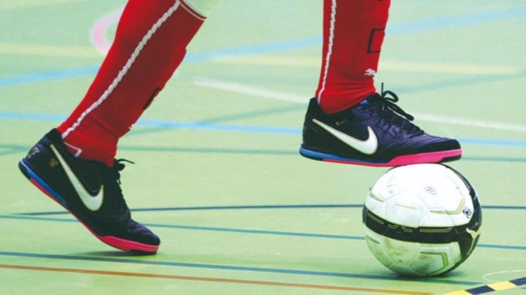 Junioren-Fußballer des VfL Stenum nehmen an Futsal-Meisterschaften teil. Symbolfoto: imago images/Zink