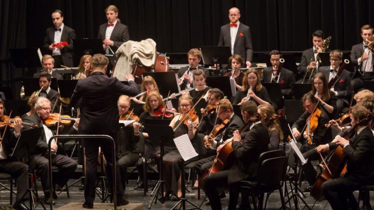 Das Städtische Orchester Delmenhorst tritt im März vor bis zu 1500 Zuschauern bei einem Metalkonzert in Bremen auf. Archivfoto: Melanie Hohmann