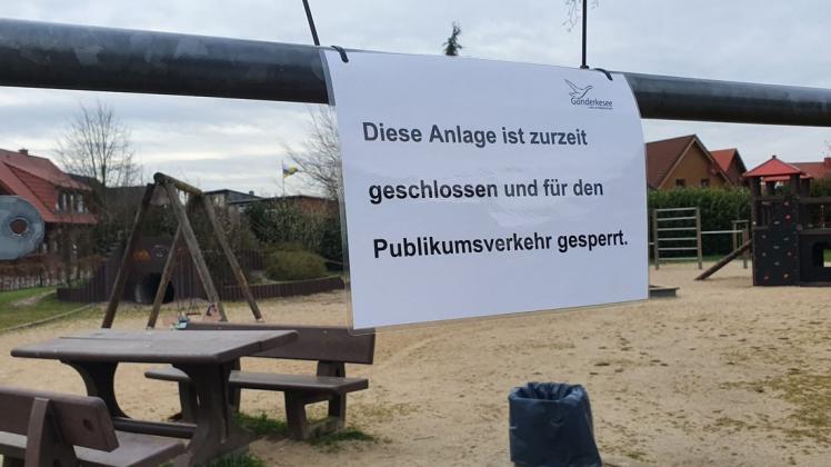Die Spielplätze in der Gemeinde Ganderkesee - wie hier am Heider Ring - wurden gesperrt. Foto: Sebastian Hanke