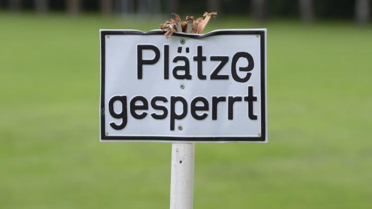 Auf keinem Fußballplatz darf aktuell gespielt oder trainiert werden. Foto: Lars Pingel Auf keinem Fußballplatz darf aktuell gespielt oder trainiert werden. Foto: Lars Pingel