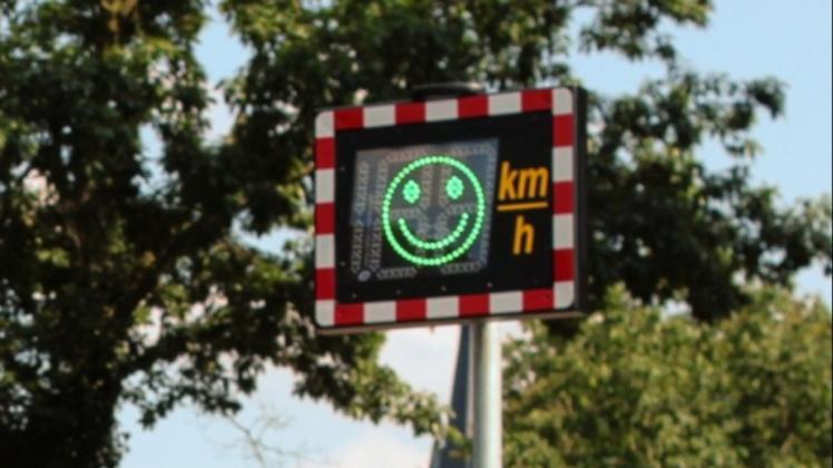 Ein Smiley für die Autofahrer, die sich an die Regeln halten. Symbolfoto: Bremenkamp Ein Smiley für die Autofahrer, die sich an die Regeln halten. Symbolfoto: Bremenkamp