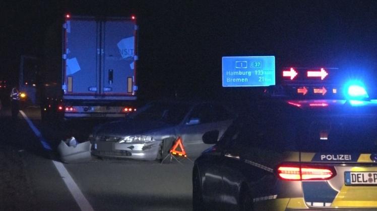 Eine 43-jährige Frau aus Quakenbrück hat in der Nacht zu Mittwoch einen Unfall auf der A1 bei Groß Ippener verursacht. Foto: Nonstopnews