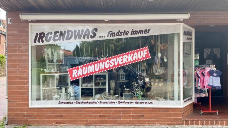 Räumungsverkauf und dann ist Schluss: Ute Mende gibt ihren Laden "Irgendwas... findste immer" im Ganderkeseer Ortskern auf.