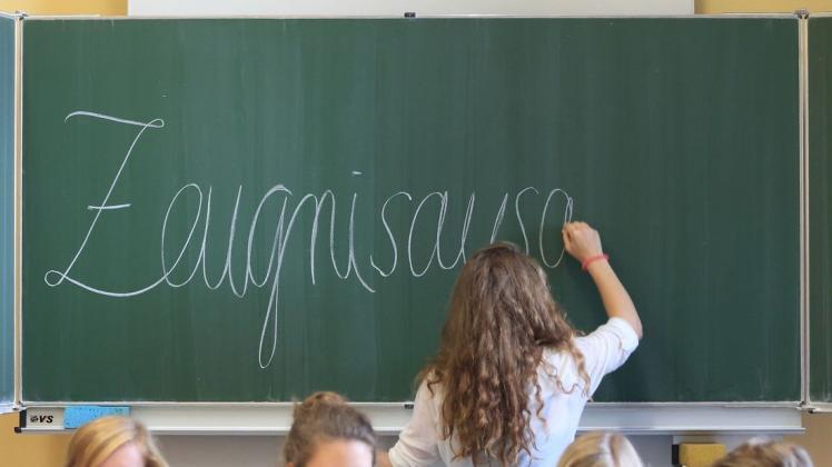 Am Donnerstag bekommen die Schülerinnen und Schüler aus den Hauptschulklassen der Oberschule Ganderkesee ihre Zeugnisse (Symbolfoto).