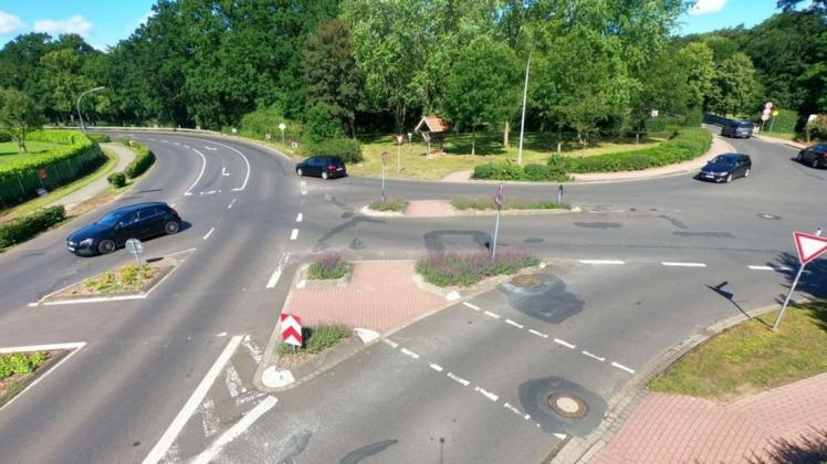 Die Anwohnern der Schüttorfer Straße wollen, dass die Kreuzung an der Möddelbrücke entschärft wird.