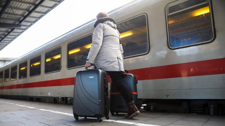 Ohne Umstieg an die Nordseeküste gelangen Fahrgäste aus Osnabrück planmäßig ab Dezember 2021 mit der neuen IC-Linie Köln–Bremerhaven. Ohne Umstieg an die Nordseeküste gelangen Fahrgäste aus Osnabrück planmäßig ab Dezember 2021 mit der neuen IC-Linie Köln–Bremerhaven.