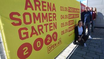 Freuen sich auf den Arena Sommergarten: (von vorne) Isabel Hüsers, Carsten Schüer, Stefan Epping und Anne Tönns.