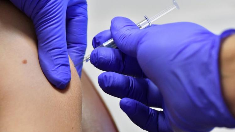 Ärzte raten angesichts der Covid-19-Pandemie besonders zur Grippeschutzimpfung.