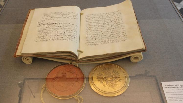 Die Urkunde von Kaiser Joseph II. aus de Jahr 1787 ist noch bis zum 1. November im Museum im Kloster in Bersenbrück zu sehen.