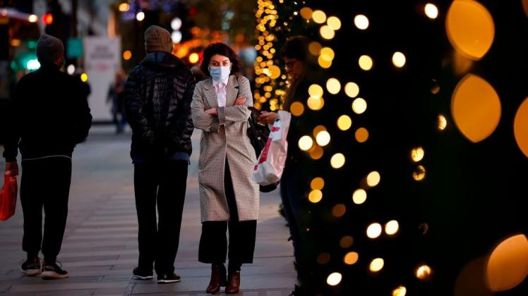 In vier Wochen ist Weihnachten. Noch haben nicht alle Länder entschieden, in welchem Rahmen 2020 gefeiert werden darf. In vier Wochen ist Weihnachten. Noch haben nicht alle Länder entschieden, in welchem Rahmen 2020 gefeiert werden darf.
