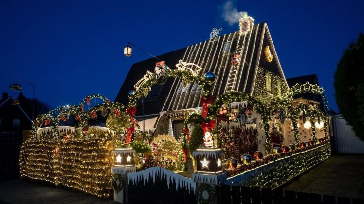 Diesen Anblick gibt es in diesem Jahr nicht mehr: Das Weihnachtshaus bleibt dunkel (Archivfoto)