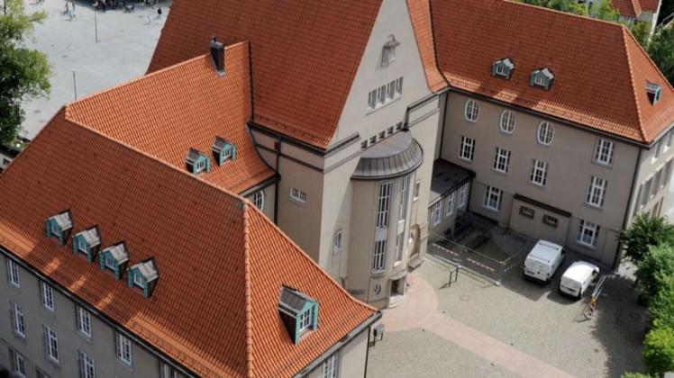 Der Chefposten im Delmenhorster Rathaus wird im Herbst 2021 neu vergeben. Der Chefposten im Delmenhorster Rathaus wird im Herbst 2021 neu vergeben.