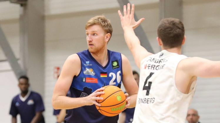 Maximilian Ugrai und die Eisbären Bremerhaven sind in der 2. Basketball-Bundesliga Vierter.