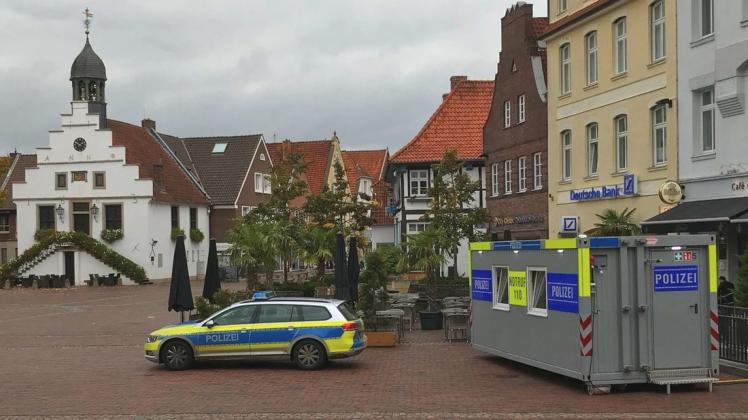 Wache im Container: So zeigte die Polizei neun Wochen Präsenz auf dem Lingener Marktplatz (Archivbild).