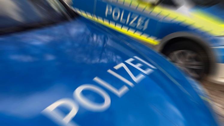 Die Bremer Polizei hofft auf Zeugenhinweise, nachdem wiederholt ein Brief mit verdächtigem Pulver an ein Parteibüro geschickt wurde.