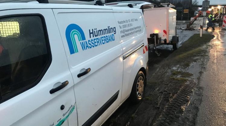 Mitarbeiter des Wasserverbands Hümmling waren am Dienstag in Herbrum im Einsatz. Symbolfoto: Daniel Gonzalez-Tepper Mitarbeiter des Wasserverbands Hümmling waren am Dienstag in Herbrum im Einsatz. Symbolfoto: Daniel Gonzalez-Tepper