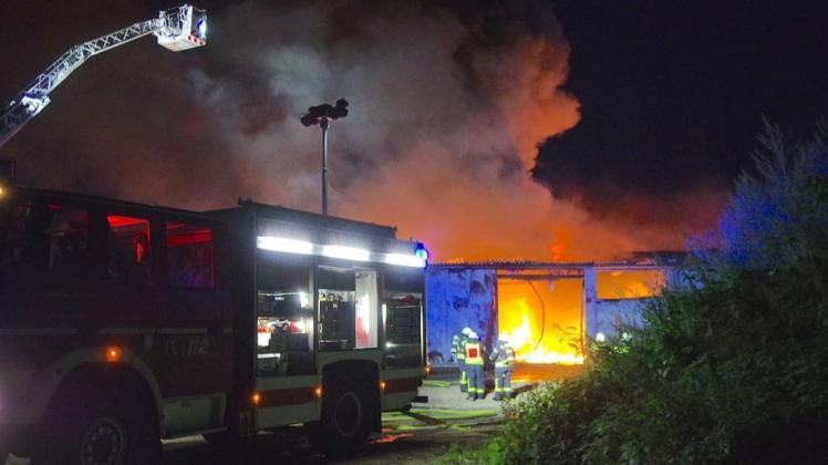 Der Brand auf dem ehemaligen Möller-Gelände war 2020 der einzige Großeinsatz für die Freiwilligen Feuerwehren von Delmenhorst.