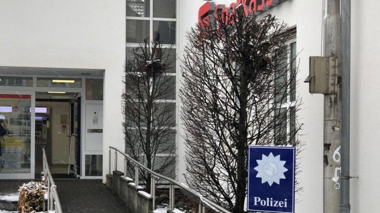 Mit Vertrag läuft zum September aus: der jetzige Standort der Polizeistation im Gebäude der Sparkasse am Rathauskreisel.