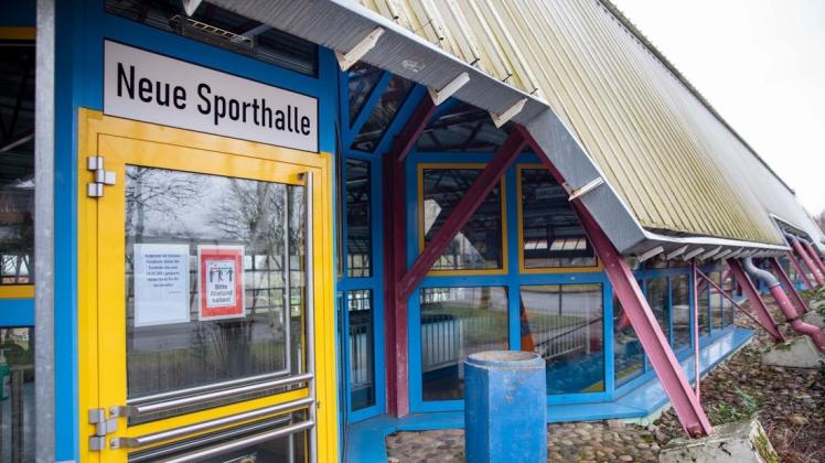 Wird eine der Sporthallen am Schulzentrum in Hasbergen zum Impfzentrum umfunktioniert? Die Pläne hat die Gemeinde zumindest in der Schublade.