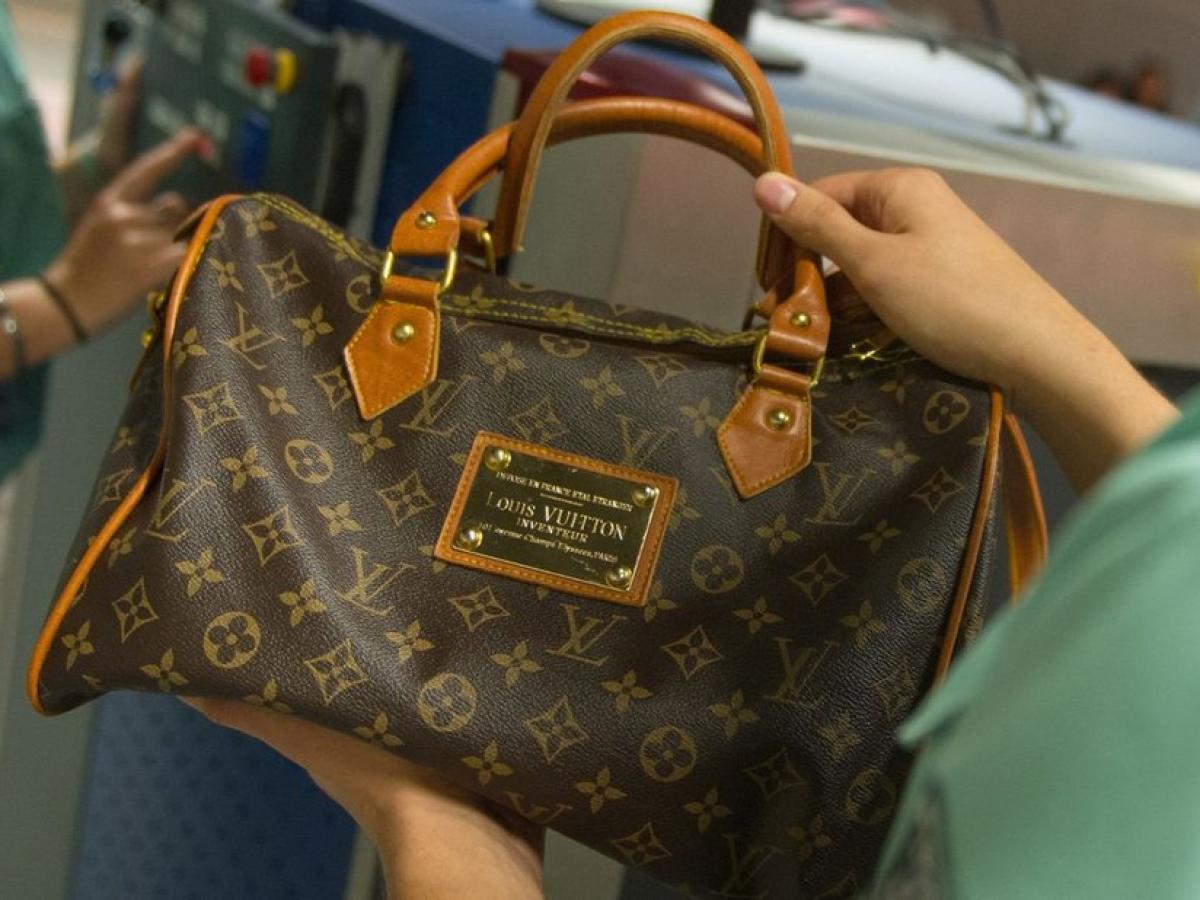 Ist meine Louis Vuitton Geldbörse echt? (Mode, Designer)