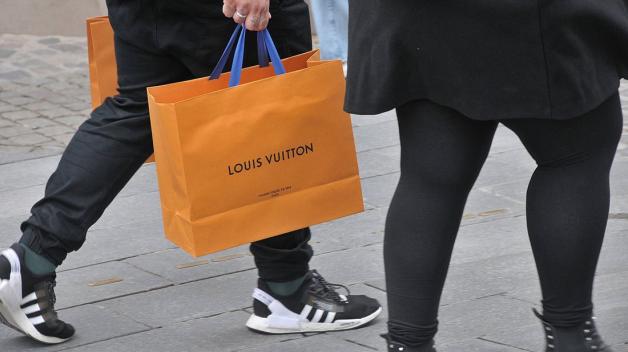 Das kultigste Louis Vuitton Taschen in der Geschichte – l'Étoile de Saint  Honoré