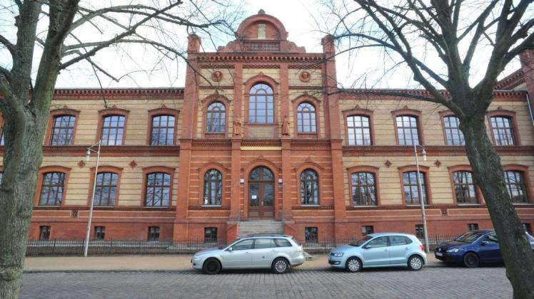 Das alte Fridericianum soll künftig die Schweriner Niederlassung der Medical School Hamburg werden.