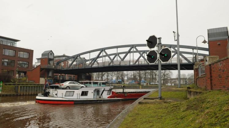 Die Hase-Hubbrücke in Meppen ist in Betrieb.