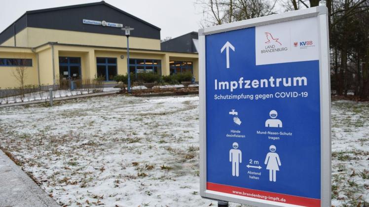 Mit dem Auto zum Impfzentrum? Der Kirchenkreis zusammen mit den Kreisseniorenbeiräten macht es möglich.