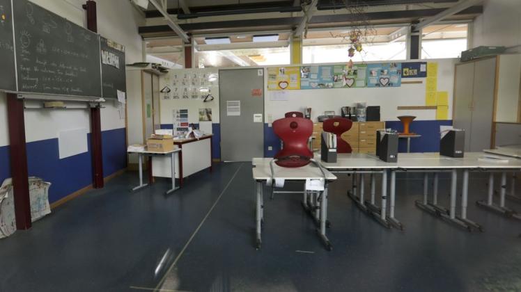 Die Grundschule Dissen ist witterungsbedingt geschlossen. Kontaktpersonen wurden in Quarantäne geschickt. Die Grundschule Dissen ist witterungsbedingt geschlossen. Kontaktpersonen wurden in Quarantäne geschickt.