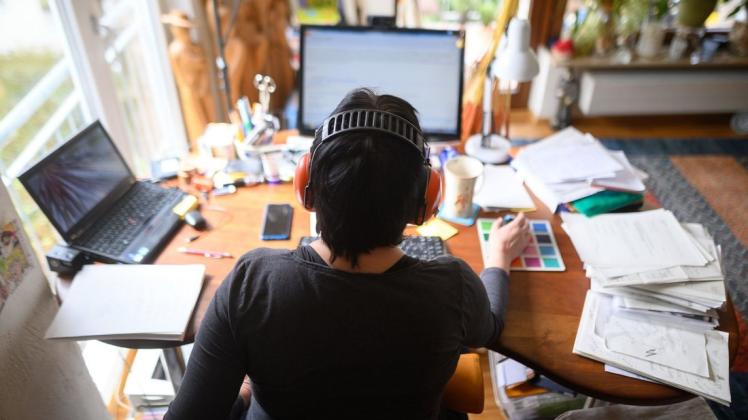 Wer 2020 coronabedingt im Homeoffice arbeiten musste, hat gute Chancen, dass Finanzamt an den Kosten zu beteiligen.
