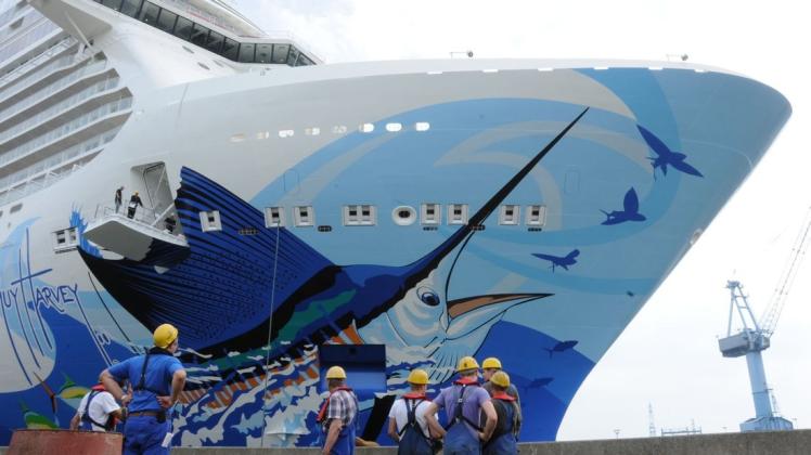 Die großen internationalen Kreuzfahrtreedereien sind Kunden der Meyer Werft, machen aber wegen der Corona-Pandemie hohe Verluste.