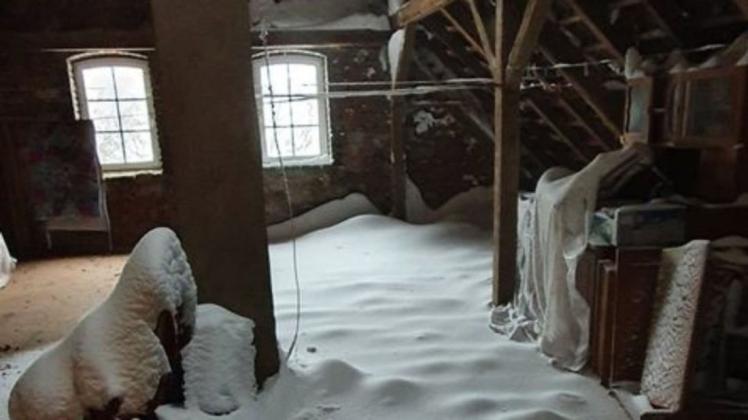 Die Schneeverwehungen haben auch in Osnabrück für Schnee auf dem Dachboden gesorgt.