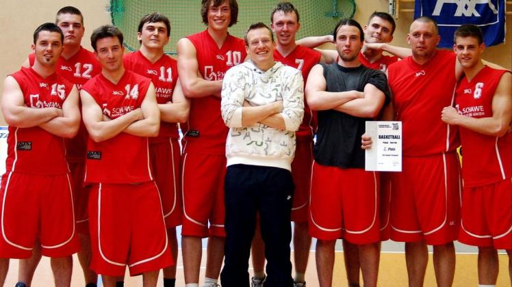 Die Einheit-Basketballer nach ihrem zweiten Platz im Landespokal.
