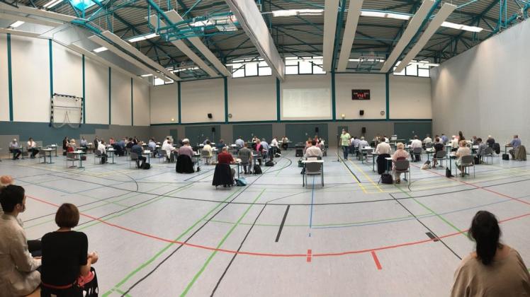 Abgesagt: Weil Kreistagspräsident Klaus Becker erkrankt ist und die 1. Stellvertreterin sich nicht rechtzeitig in die Unterlagen einarbeiten kann, wurde die für den heutigen Donnerstag geplante Sitzung des Kreistags von Nordwestmecklenburg kurzfristig abgesagt.