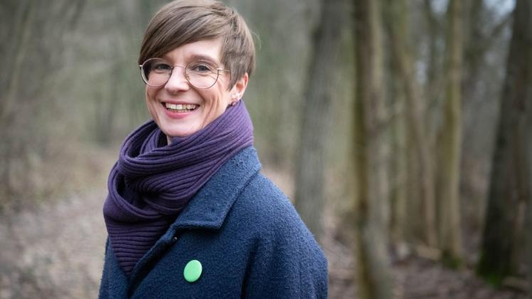 Die Spitzenkandidatin der Grünen, Anne Shepley, findet, Backhaus solle lieber erst mal seine Hausaufgaben im Land machen.